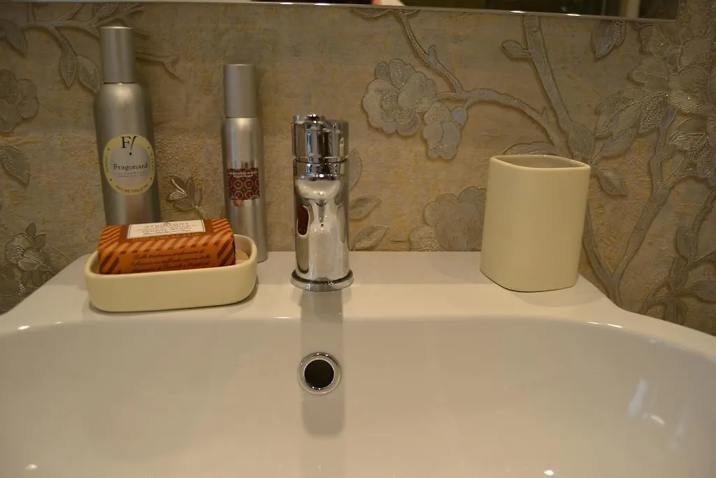 Opera 19 Luxury Apartment Florence